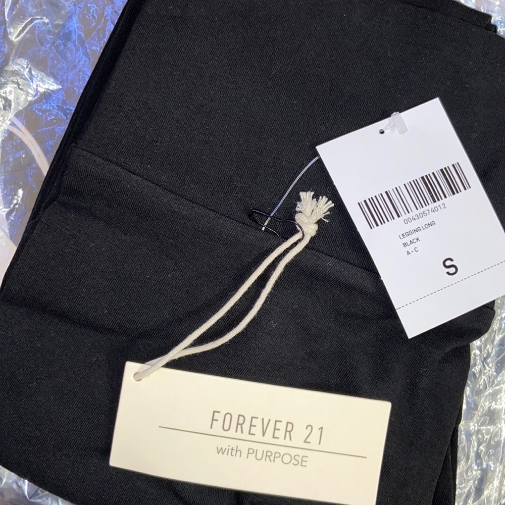 long black leggings. Size small. New with tags
